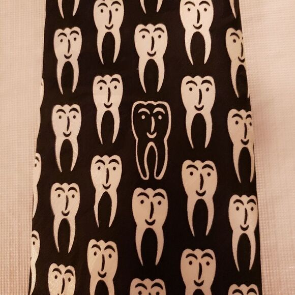"Steve Harris " men's tie dentist / teeth design handmade black/white Pre-owned - Picture 3 of 5